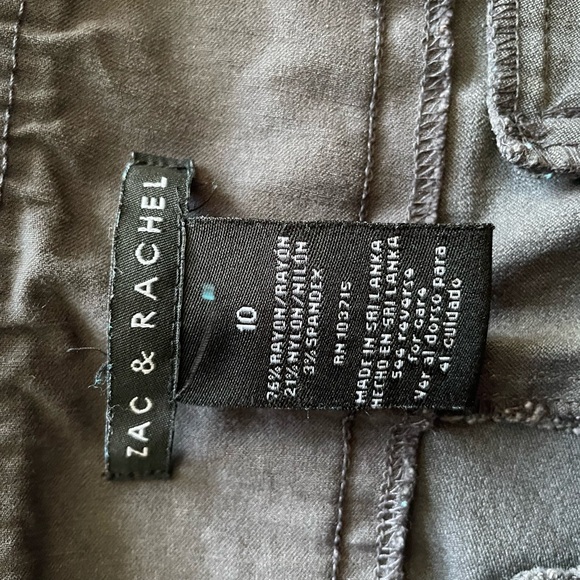 Woman’s Zac & Rachel Pull On Casual Pants - Picture 3 of 3